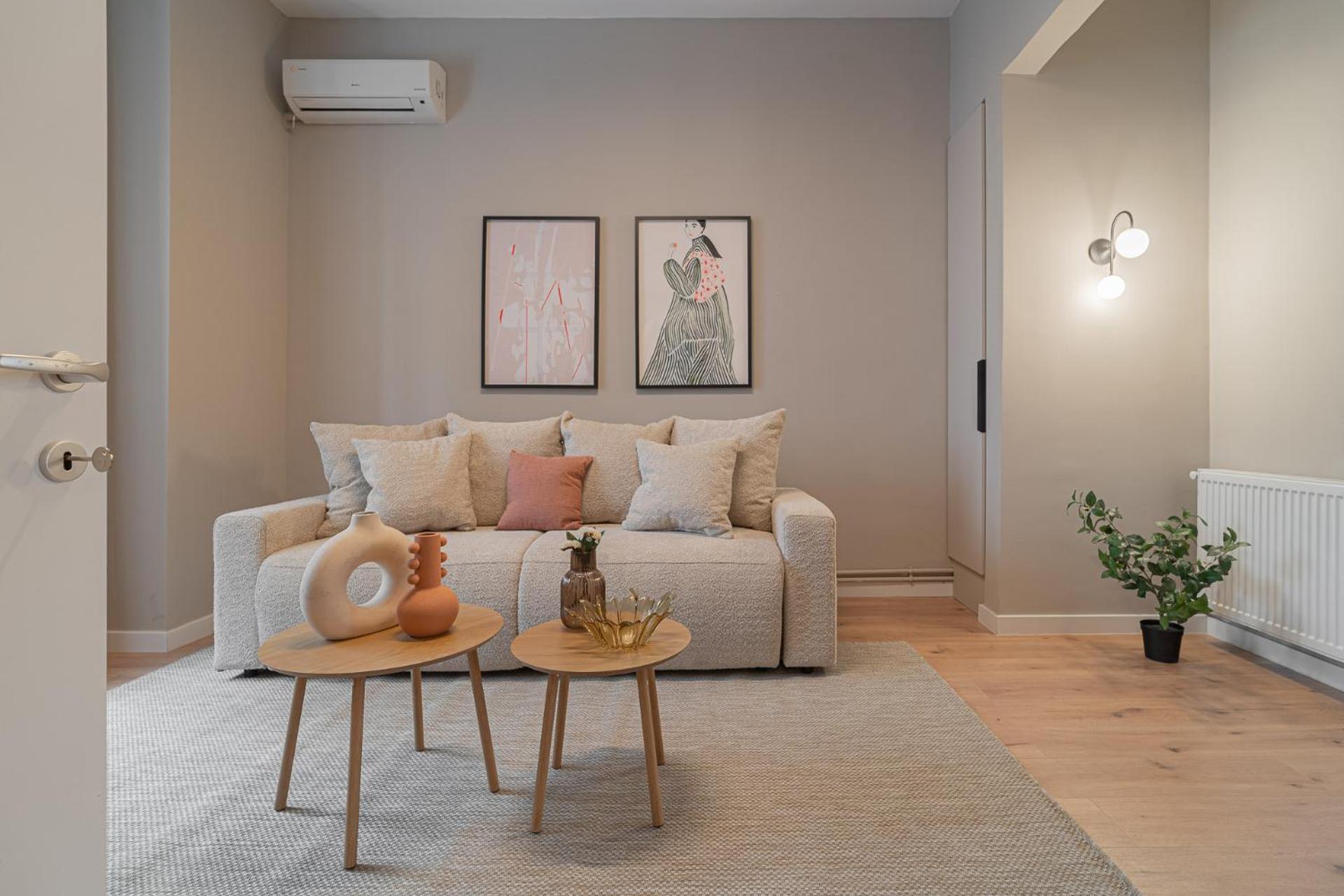 Loggia & Luxe 5Br Penthouse In Universitatii Area Bukarest Kültér fotó