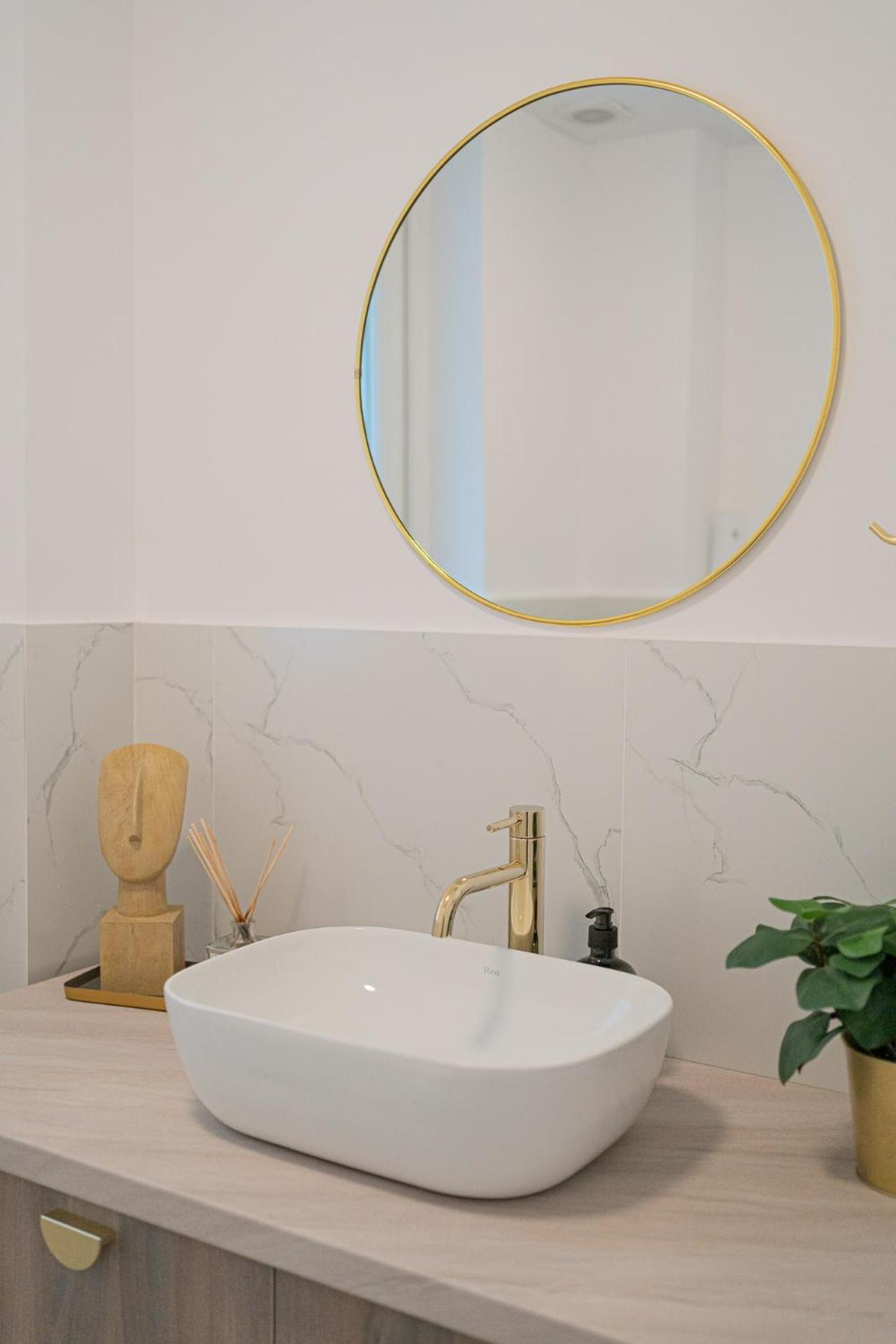 Loggia & Luxe 5Br Penthouse In Universitatii Area Bukarest Kültér fotó