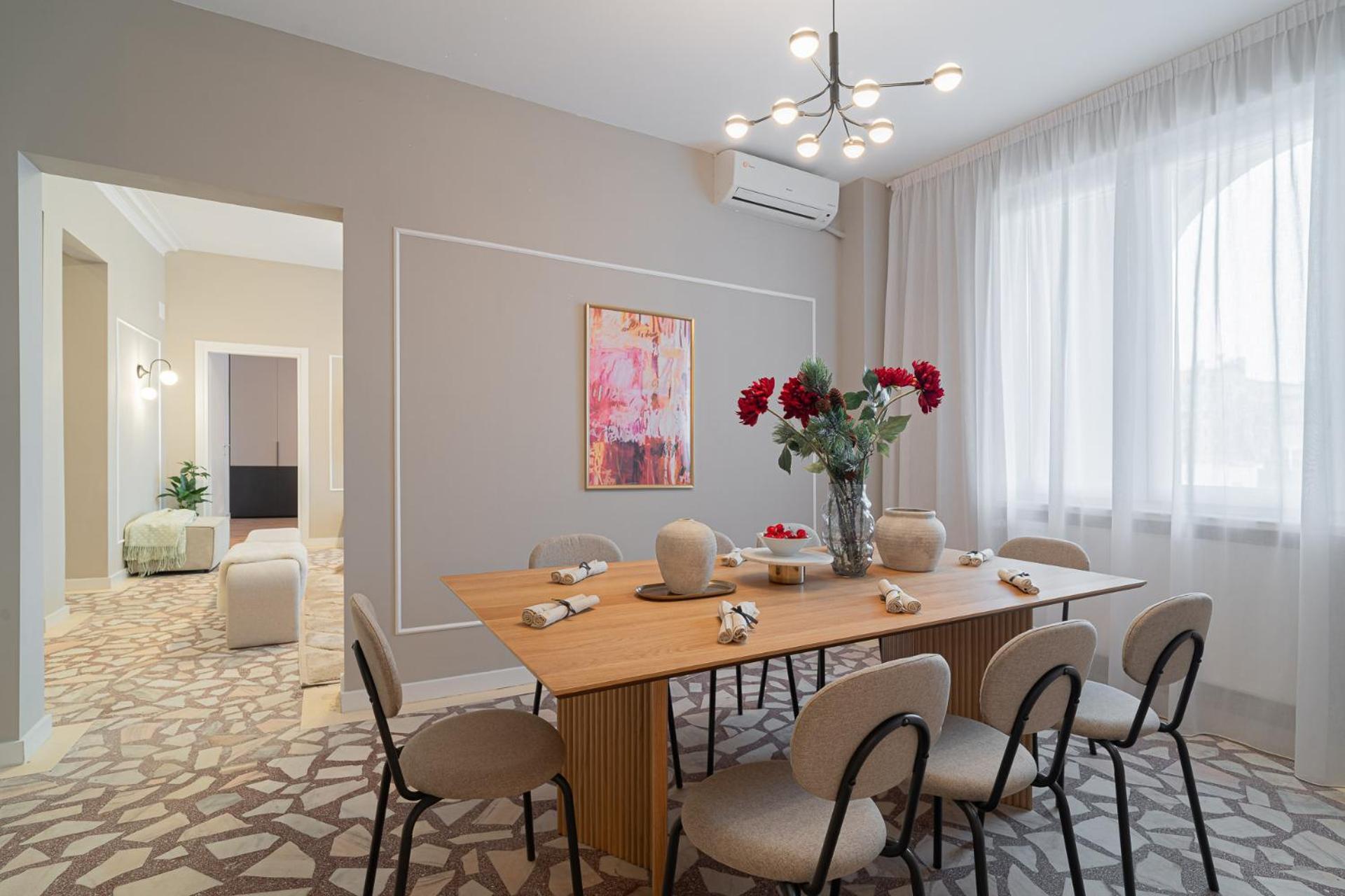 Loggia & Luxe 5Br Penthouse In Universitatii Area Bukarest Kültér fotó